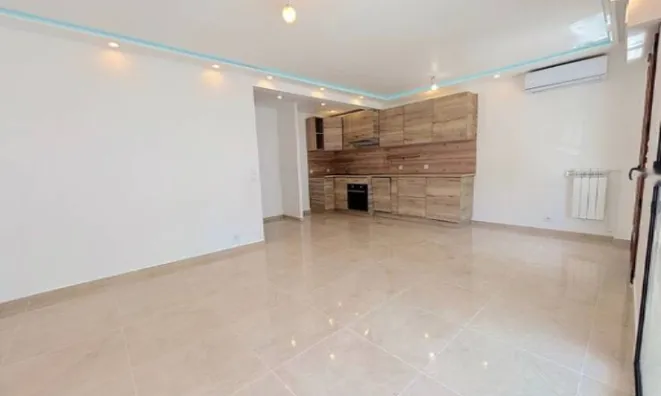 Недвижимость Apartment La Bocca: 1