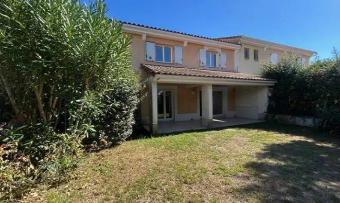 Недвижимость Maison Croix des Gardes: 1