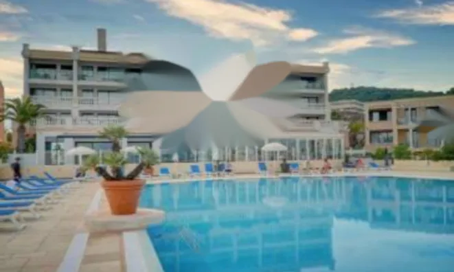 Недвижимость Apartment Croix des Gardes: 12