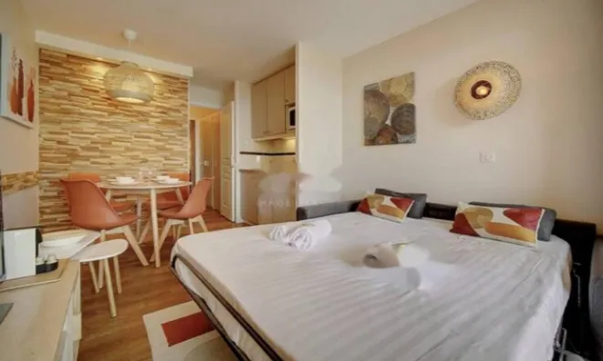 Недвижимость Apartment Croix des Gardes: 17