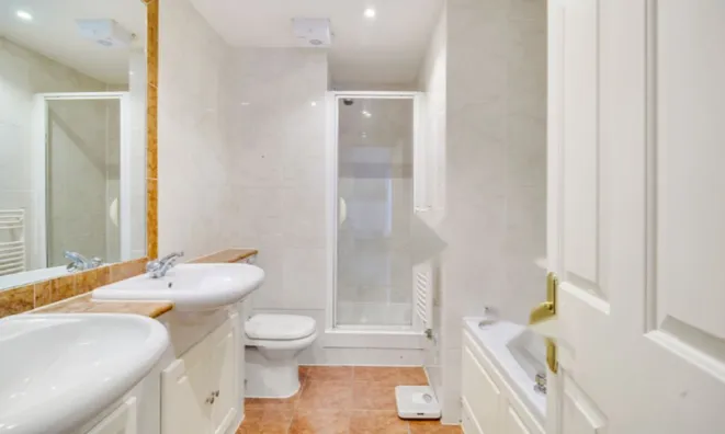 Недвижимость Chelsea Gate Apartments, Chelsea: 1