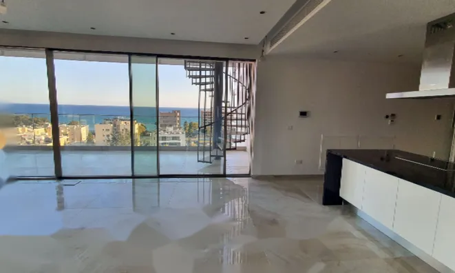 Недвижимость 3 Bedroom Penthouse for Sale in Agios Tychonas, Limassol: 6
