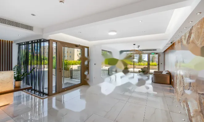 Недвижимость 3 Bedroom Penthouse for Sale in Agios Tychonas, Limassol: 19