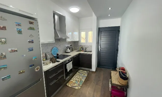 Недвижимость 2 Bedroom Apartment For Sale in Larnaca: 3