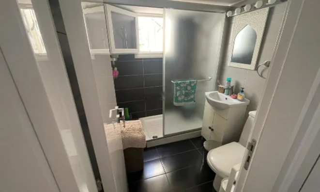 Недвижимость 2 Bedroom Apartment For Sale in Larnaca: 8