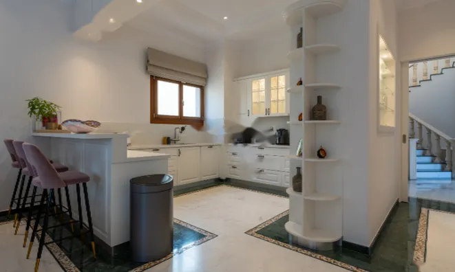 Недвижимость 6 Bedroom Villa For Sale in Mouttagiaka, Limassol: 4