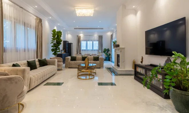 Недвижимость 6 Bedroom Villa For Sale in Mouttagiaka, Limassol: 6