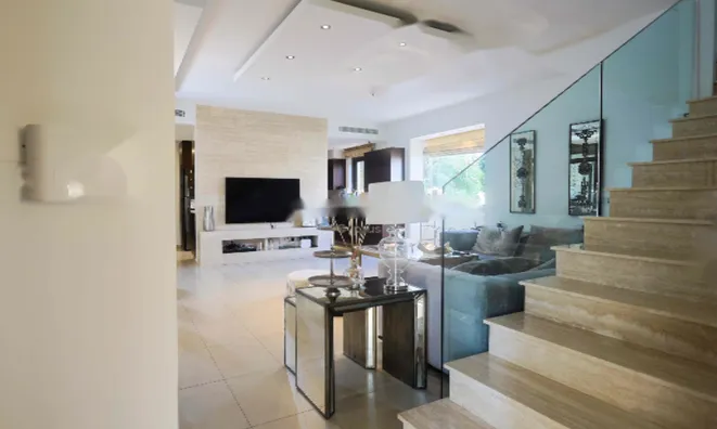 Недвижимость 4 Bedrooms Detached house For sale in Kamares, Larnaca: 9