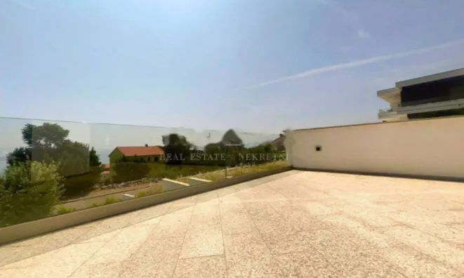 Недвижимость Трёхкомнатная квартира Ичичи: 17