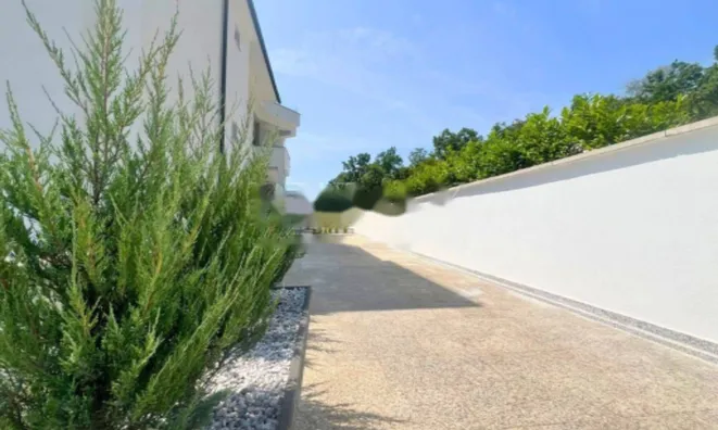 Недвижимость Трёхкомнатная квартира Ичичи: 18