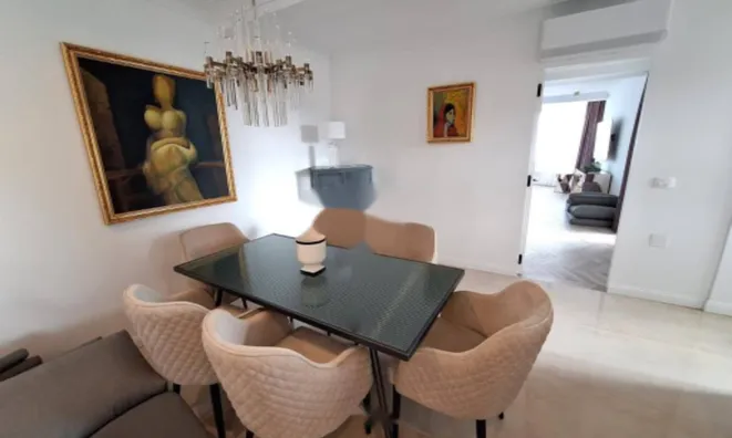 Недвижимость Трехкомнатная квартира Добреч: 3