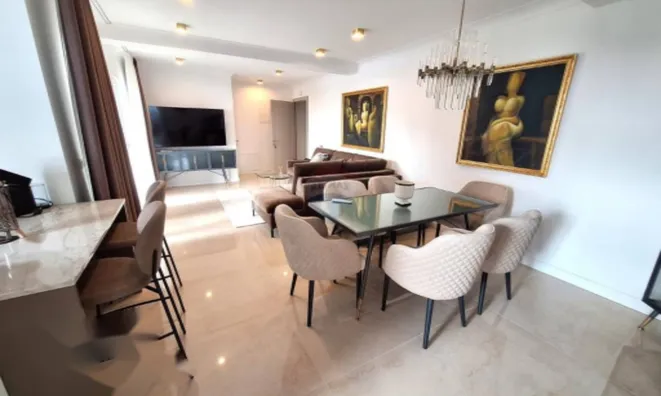 Недвижимость Трехкомнатная квартира Добреч: 4