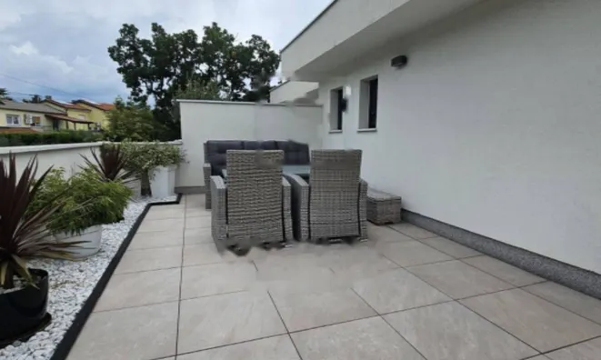 Недвижимость Семейный дом Побри, Опатия: 40