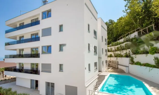 Недвижимость Квартира в центре Опатии: 33