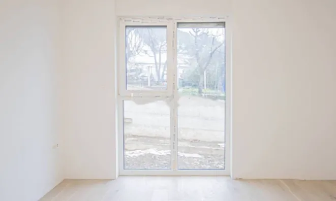 Недвижимость Четырехкомнатная квартира : 4