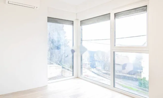 Недвижимость Четырехкомнатная квартира : 6