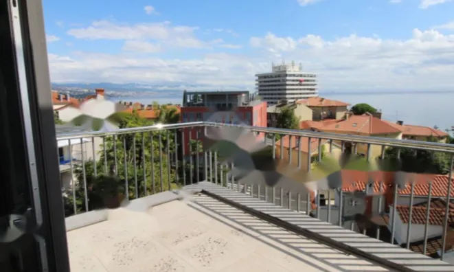 Недвижимость Трехкомнатная квартира Центр: 1