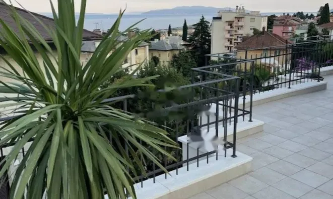 Недвижимость Четырехкомнатная квартира в центре Опатии: 41