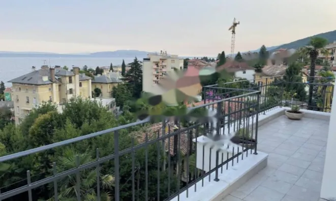 Недвижимость Четырехкомнатная квартира в центре Опатии: 42