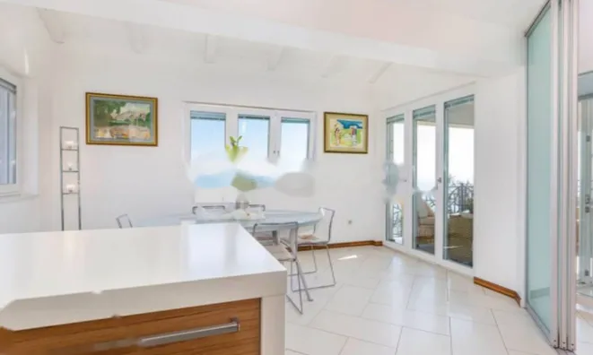 Недвижимость Семейный дом в центре Опатии: 32