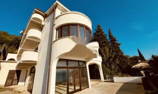 Недвижимость Трехкомнатная квартира Опатия: 30