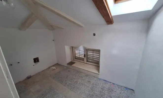 Недвижимость Четырехкомнатная квартира Центр: 12