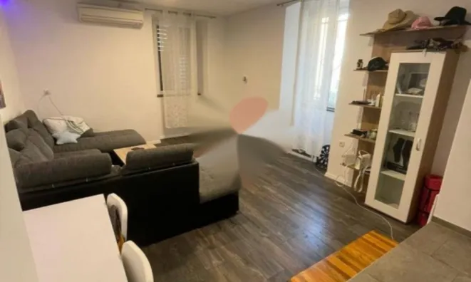 Недвижимость Трехкомнатная квартира в центре Опатии: 4