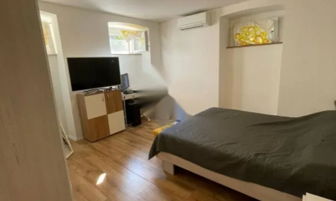 Недвижимость Трехкомнатная квартира в центре Опатии: 11