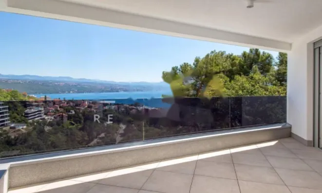 Недвижимость Четырёхкомнатная квартира Центр: 1