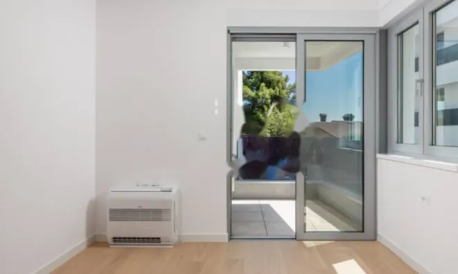 Недвижимость Четырёхкомнатная квартира Центр: 41