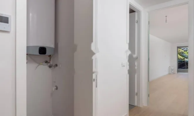 Недвижимость Четырёхкомнатная квартира Центр: 44