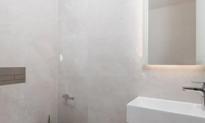 Недвижимость Четырёхкомнатная квартира Центр: 45