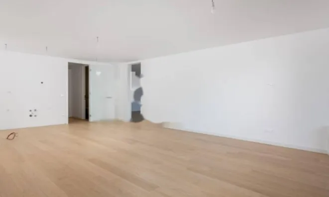 Недвижимость Четырёхкомнатная квартира Центр: 50