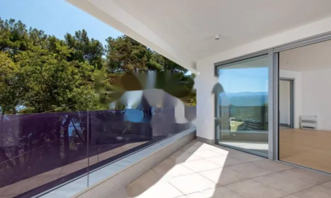 Недвижимость Двухкомнатная квартира Центр: 1