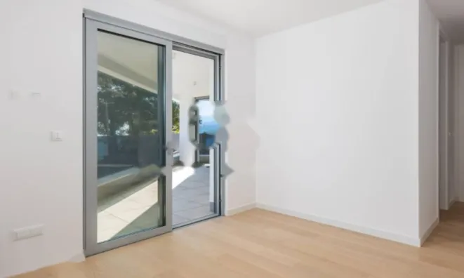 Недвижимость Двухкомнатная квартира Центр: 10