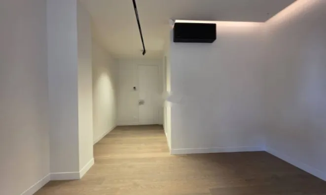 Недвижимость Трёхкомнатная квартира Центр: 6