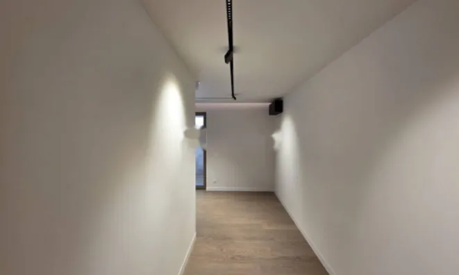 Недвижимость Трёхкомнатная квартира Центр: 11