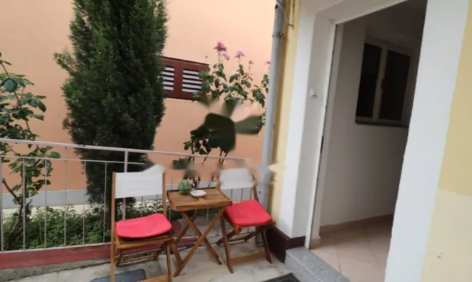 Недвижимость Двухкомнатная квартира Центр: 8