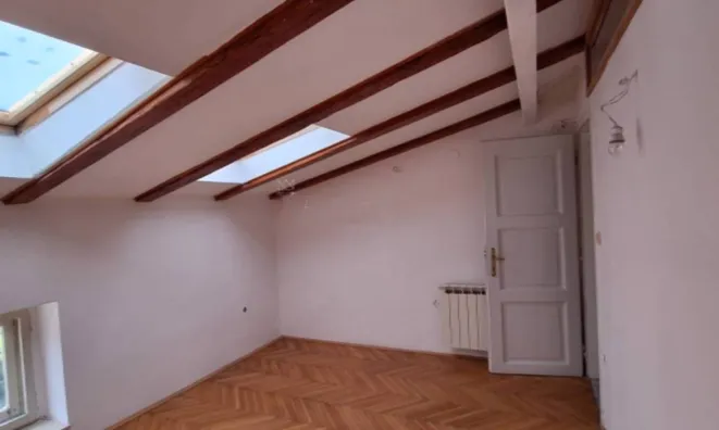 Недвижимость Трехкомнатная квартира Центр: 7