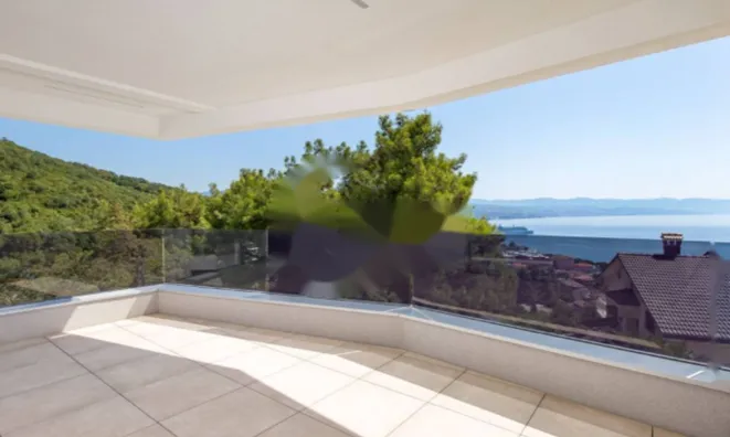 Недвижимость Трехкомнатная квартира Опатия: 1