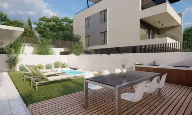 Недвижимость Четырехкомнатная квартира Ика: 6