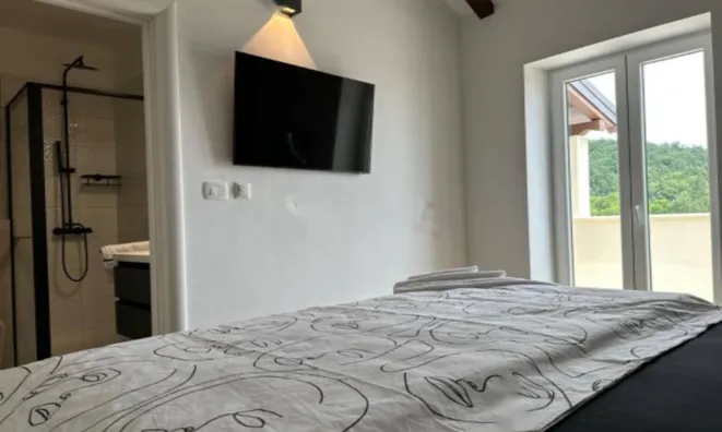 Недвижимость Семейный дом в Поляне: 34