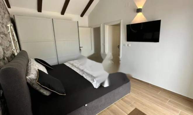 Недвижимость Семейный дом в Поляне: 38