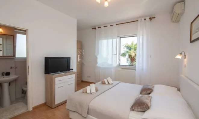 Недвижимость Четырехкомнатная квартира в Центре Опатии: 14