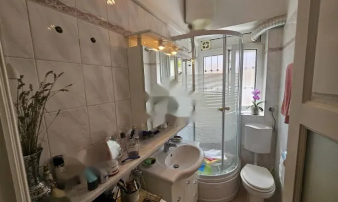 Недвижимость Двухкомнатная квартира в центре: 7