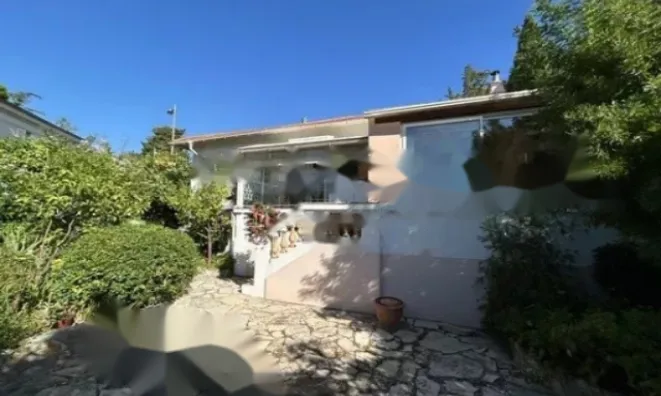 Недвижимость House Petit Juas: 1