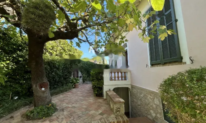 Недвижимость House Petit Juas: 8