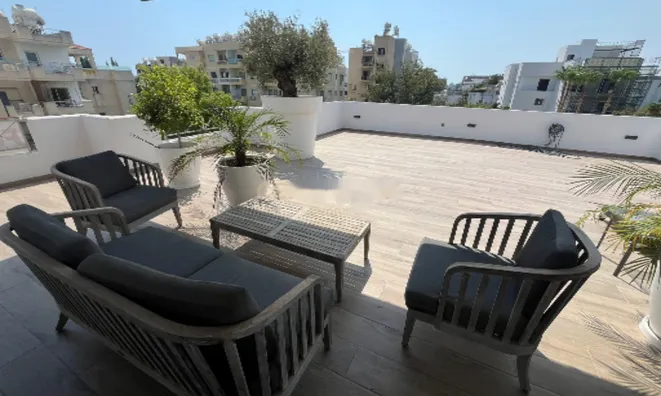 Недвижимость 2 Bedroom Penthouse Apartment With Roof Garden For Sale in Germasogeia , Limassol: 2