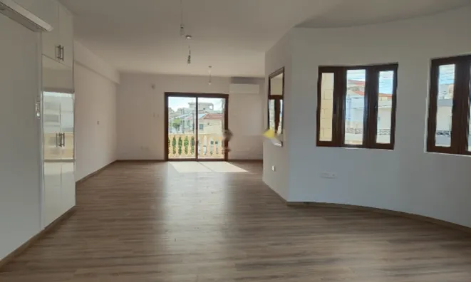 Недвижимость 4 Bedroom Villa For sale in Germasogeia, Limassol: 4