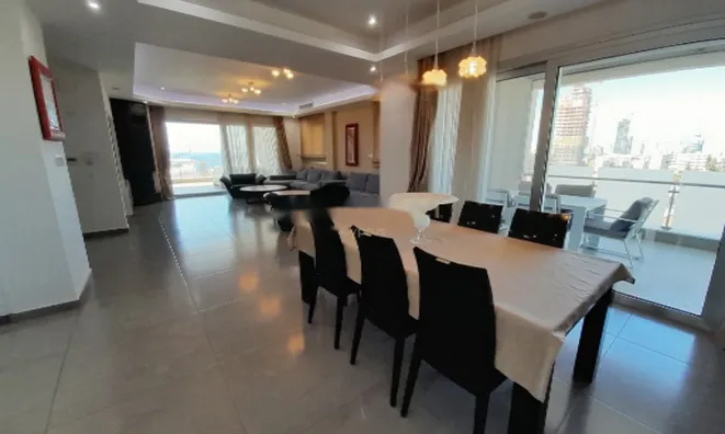 Недвижимость 3 Bedroom Apartment for Sale in Agios Tychonas, Limassol: 2